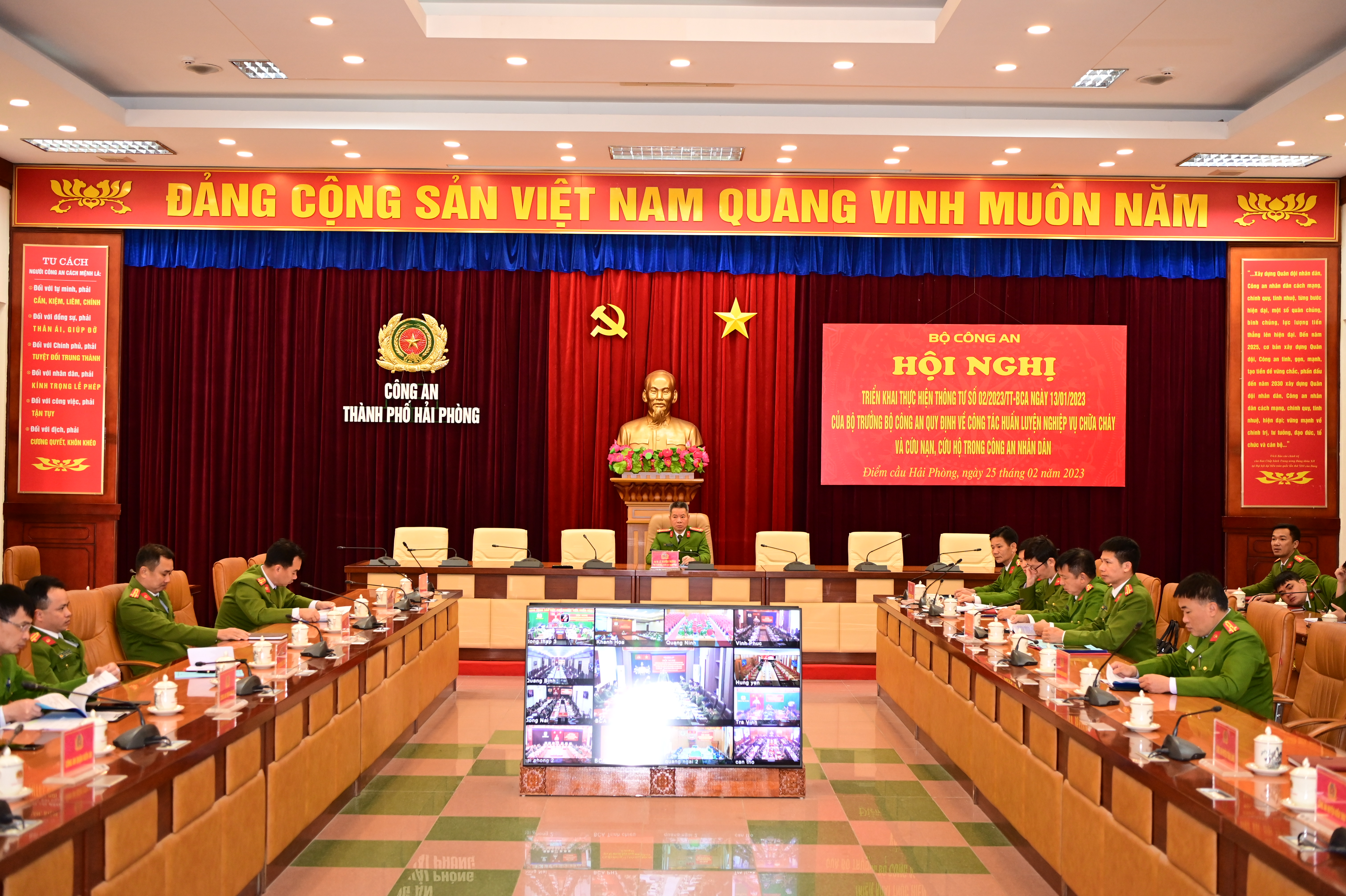 Triển khai thông tư 02 của Bộ Công an về huấn luyện nghiệp vụ chữa cháy và cứu nạn, cứu hộ